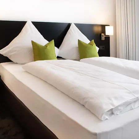 Hor By Wmm Hotel *